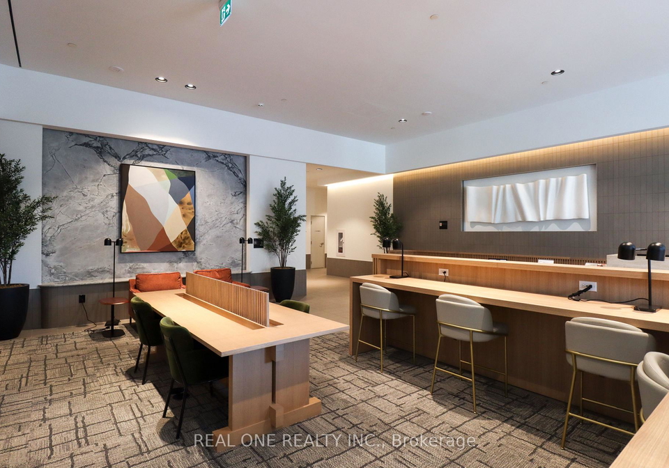 395-square-one-drive-mississauga-ontario-w13591346