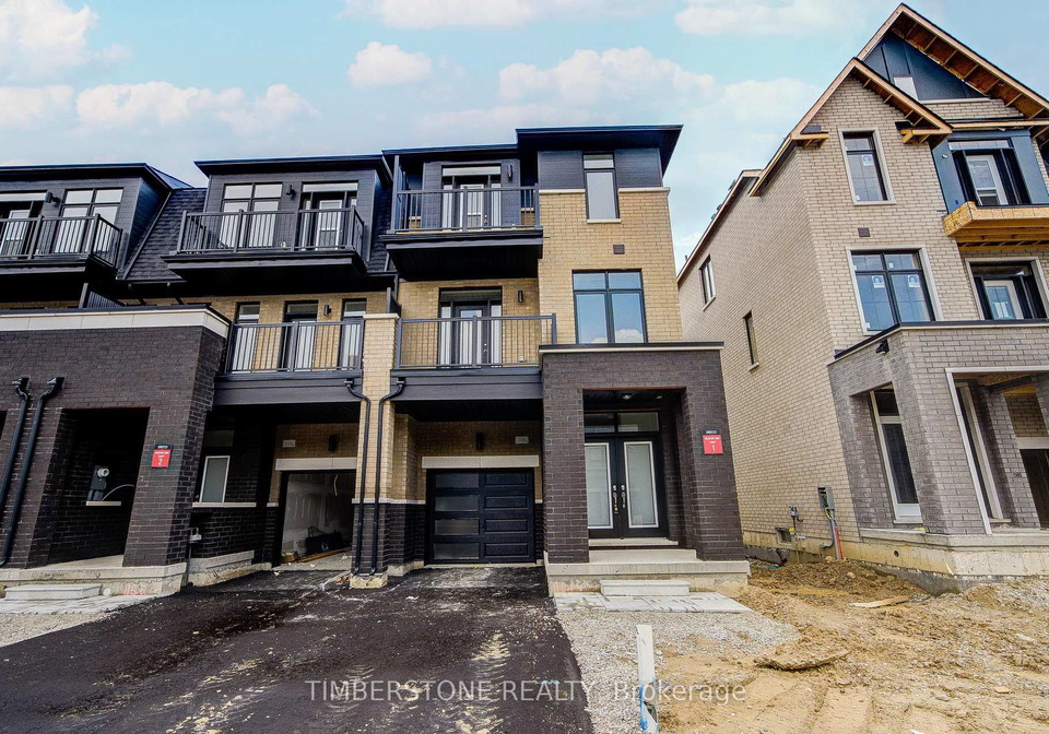 108-arnold-circle-brampton-ontario-w13591374