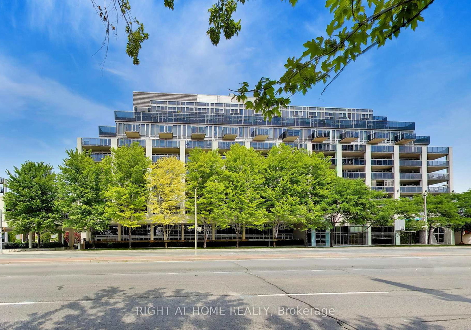 1040-the-queensway-toronto-etobicoke-ontario-w13591428