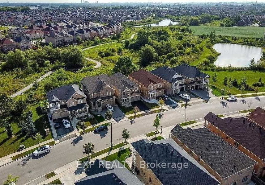69-gardenbrooke-trail-brampton-ontario-w13591446