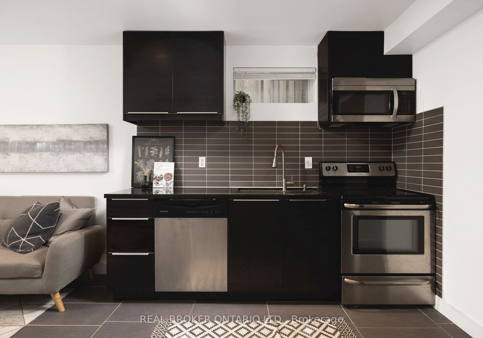 135-prescott-avenue-toronto-toronto-ontario-w13591682