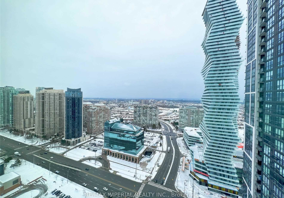 510-curran-place-mississauga-ontario-w13591864