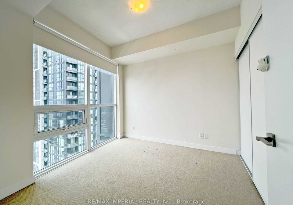 510-curran-place-mississauga-ontario-w13591864