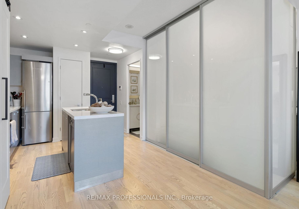 88-park-lawn-road-toronto-etobicoke-ontario-w13591952