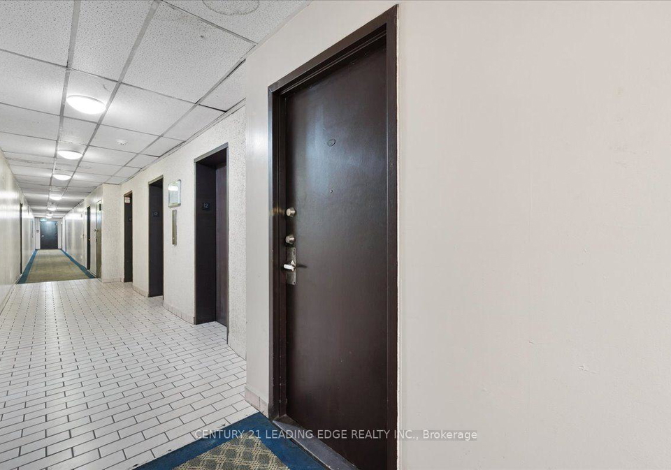 200-lotherton-pathway-toronto-north-york-ontario-w13592376