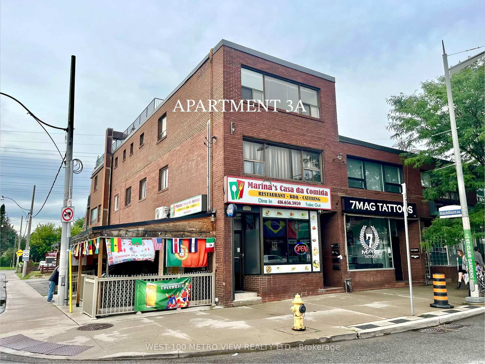 1686-st-clair-avenue-w-toronto-toronto-ontario-w13592462