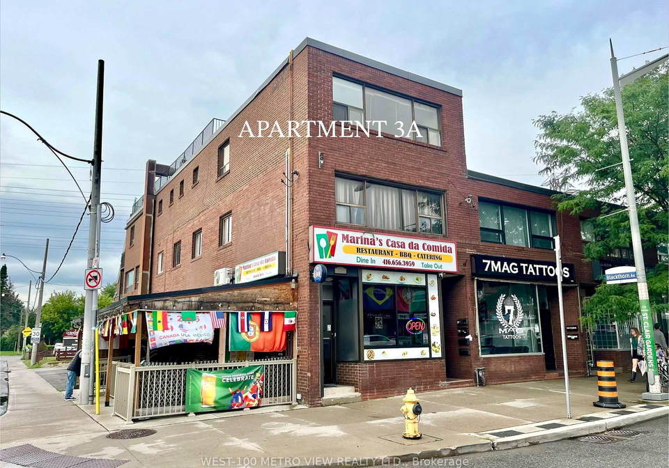 1686-st-clair-avenue-w-toronto-toronto-ontario-w13592462