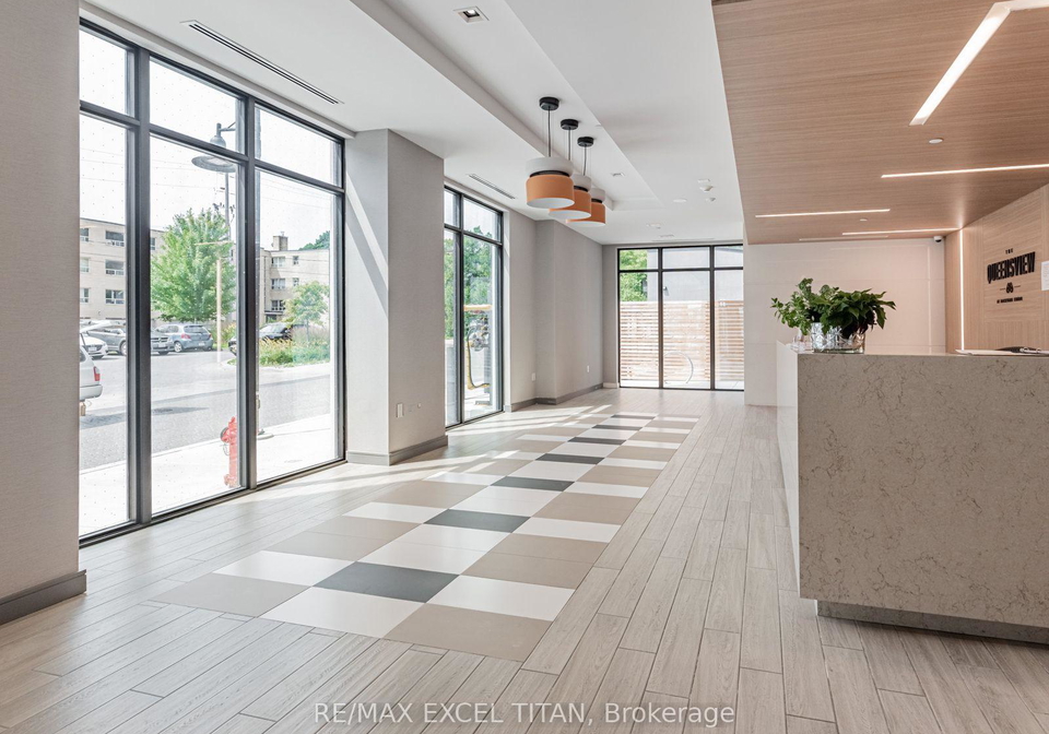 25-neighbourhood-lane-toronto-etobicoke-ontario-w13592482