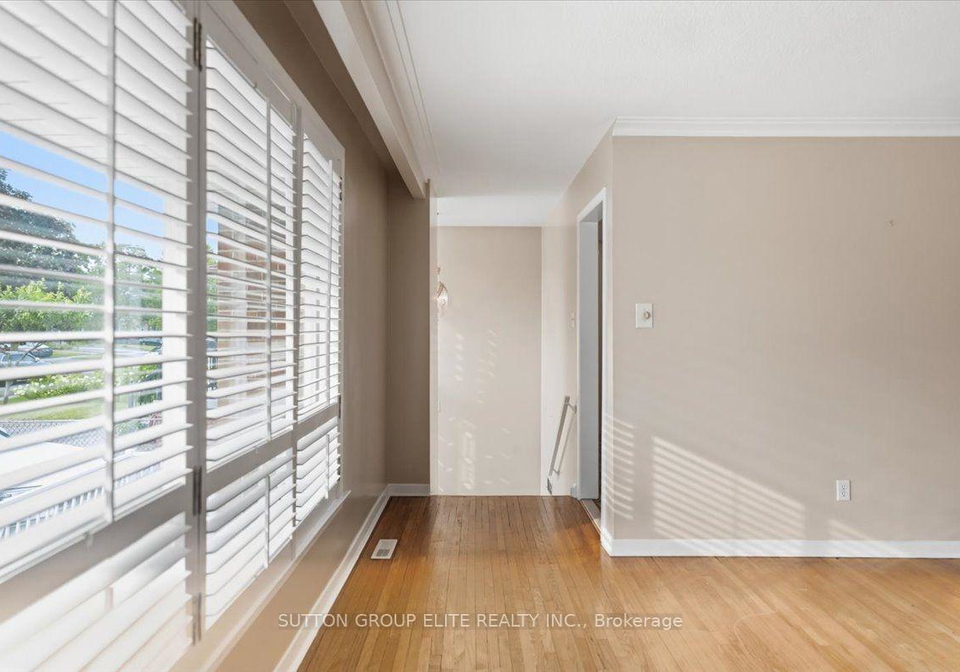 1060-claredale-road-mississauga-ontario-w13592782