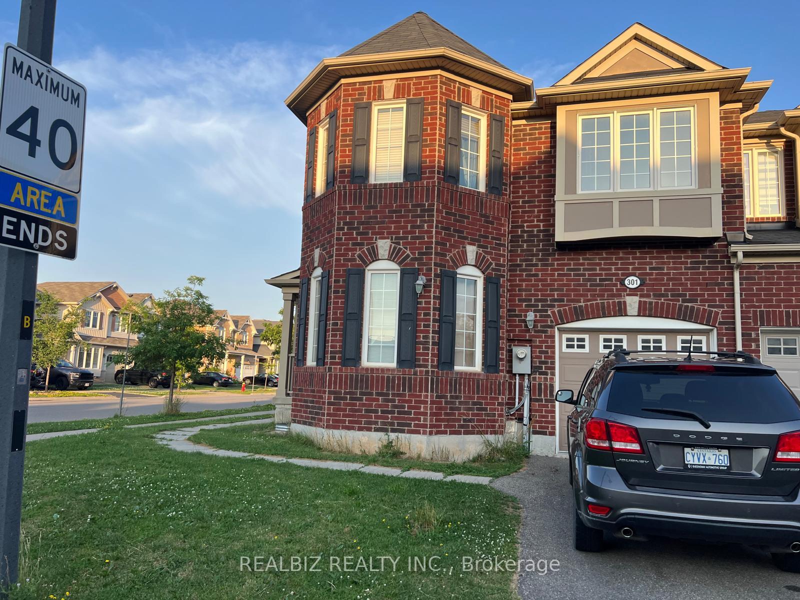 301-chuchmach-close-milton-ontario-w13592820