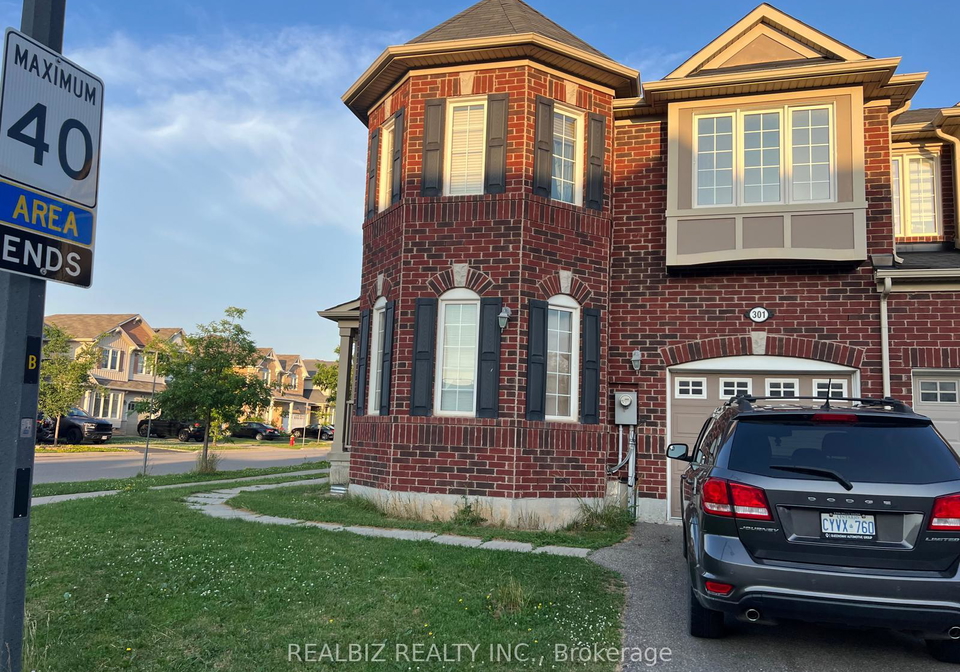 301-chuchmach-close-milton-ontario-w13592820