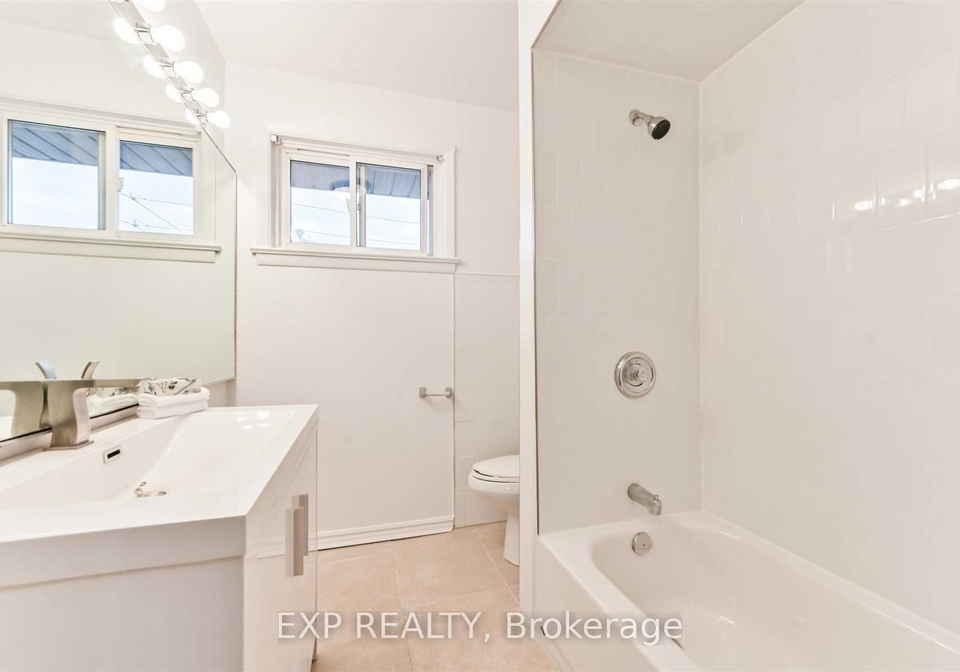 132-brookhaven-drive-toronto-north-york-ontario-w13592918