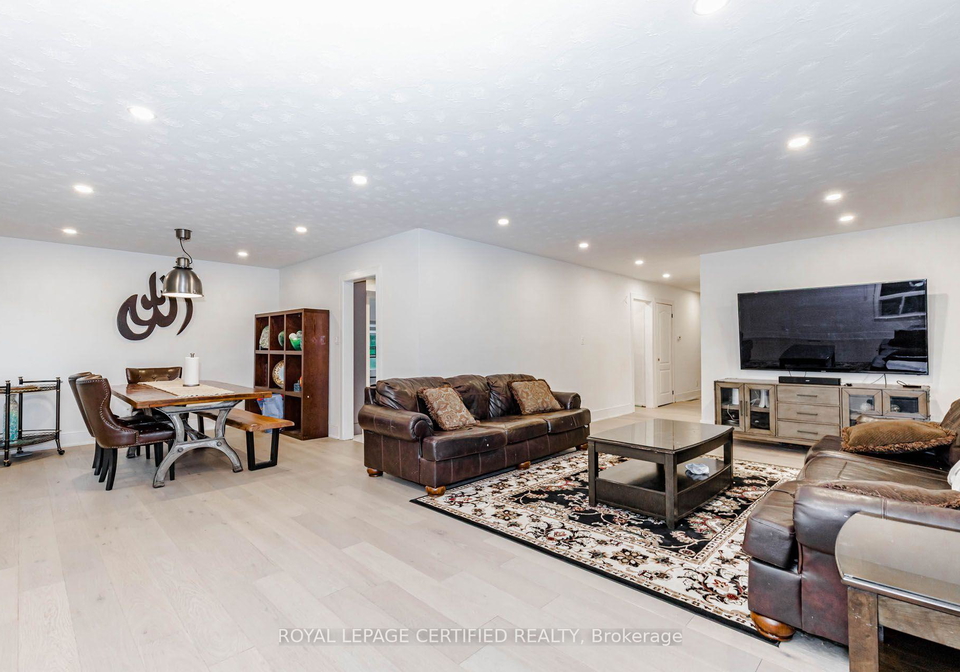9706-guelph-line-milton-ontario-w13592954