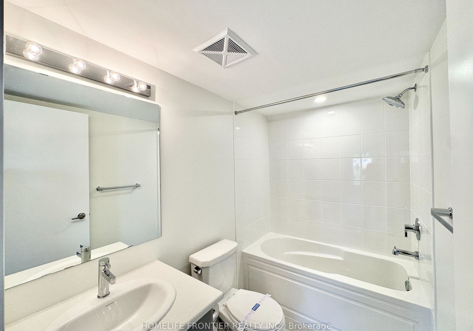 3538-colonial-drive-mississauga-ontario-w13593166
