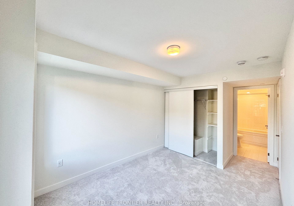 3538-colonial-drive-mississauga-ontario-w13593166