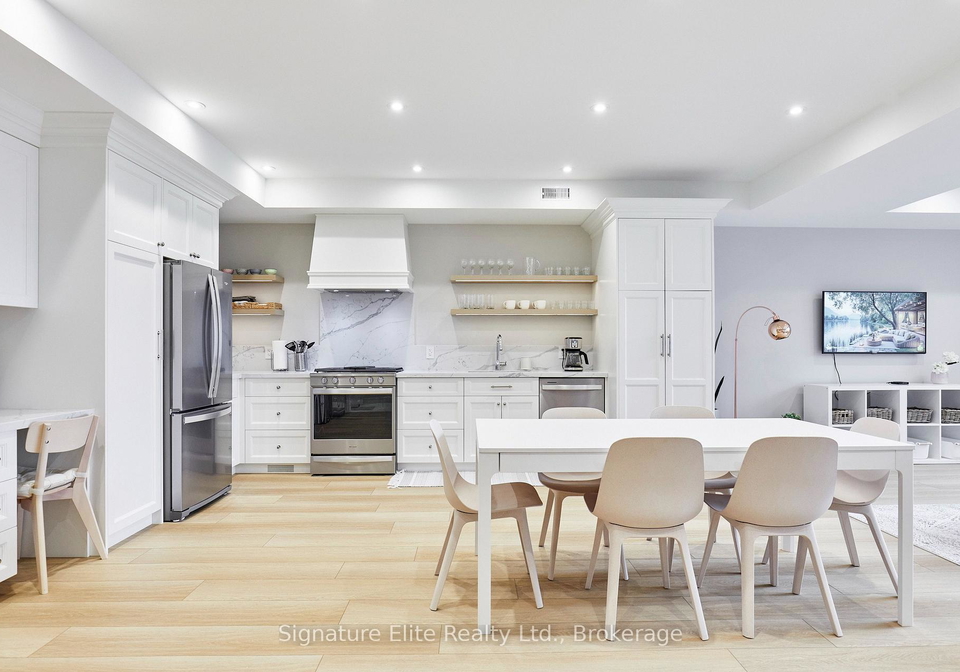 30-amesbury-drive-toronto-north-york-ontario-w13593282