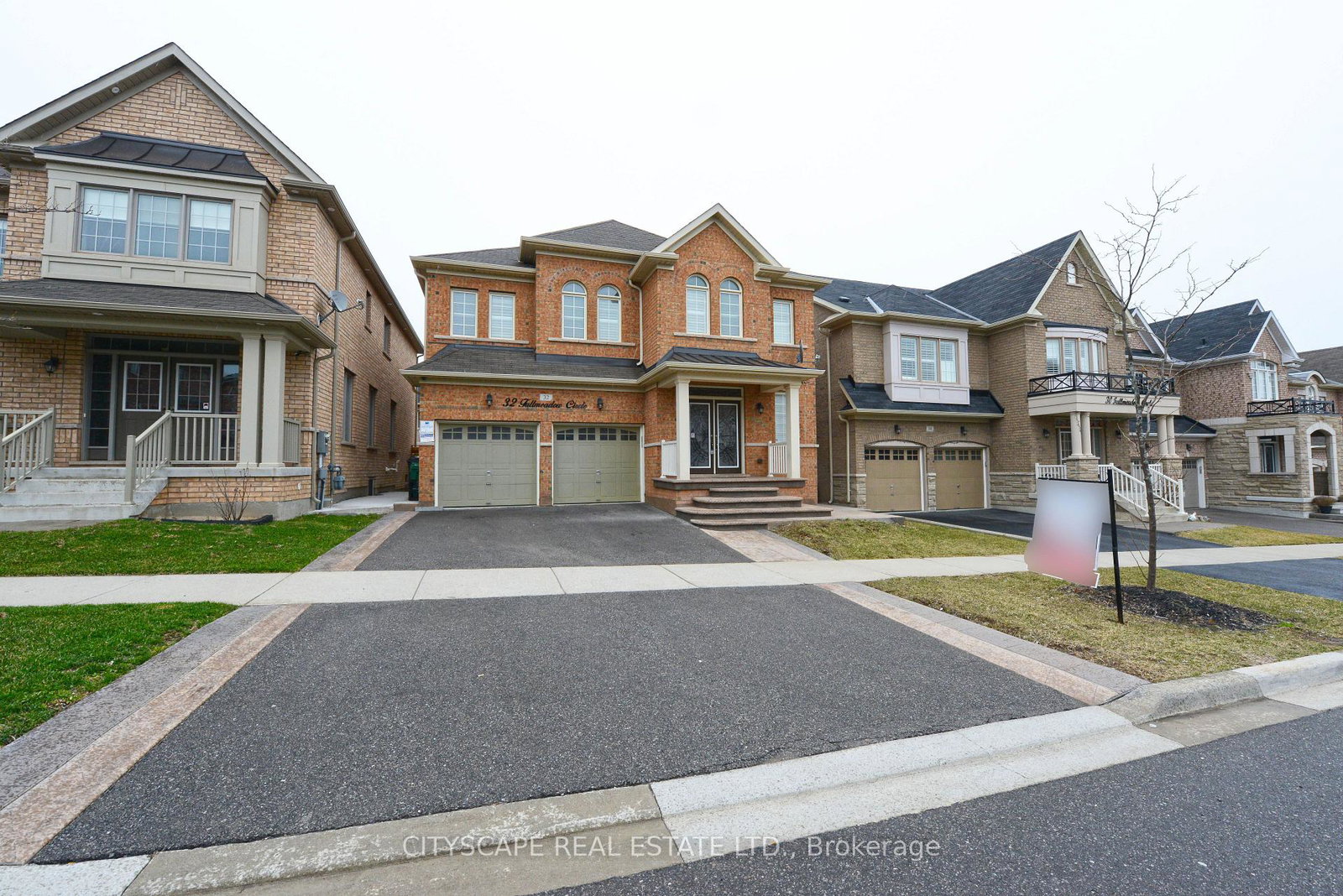 32-fallmeadow-circle-brampton-ontario-w13593288