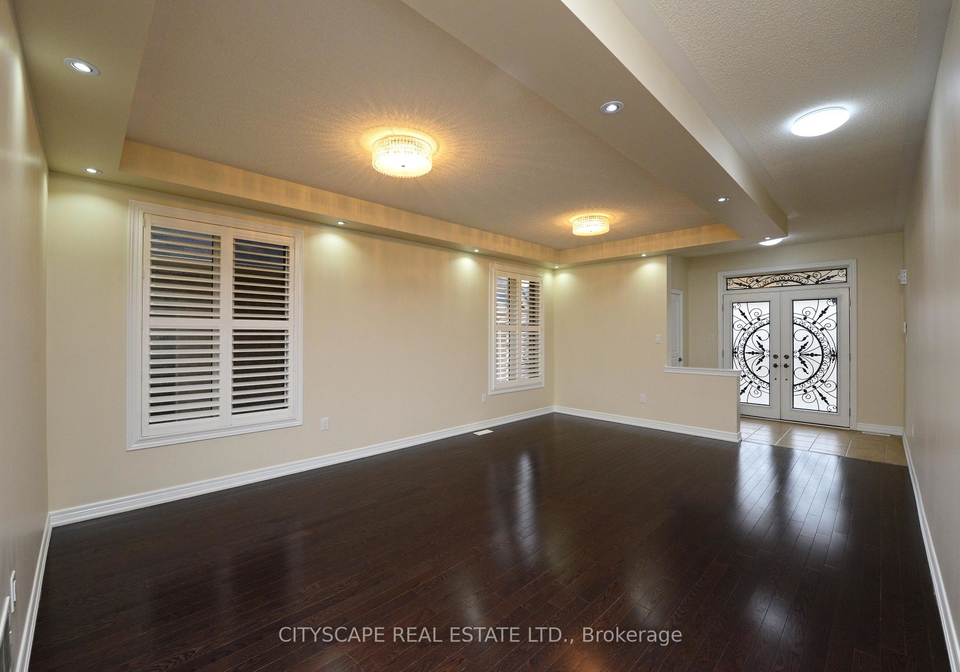 32-fallmeadow-circle-brampton-ontario-w13593288