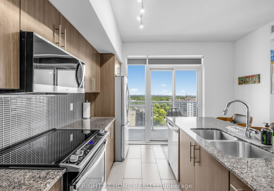 55-speers-road-oakville-ontario-w13593356