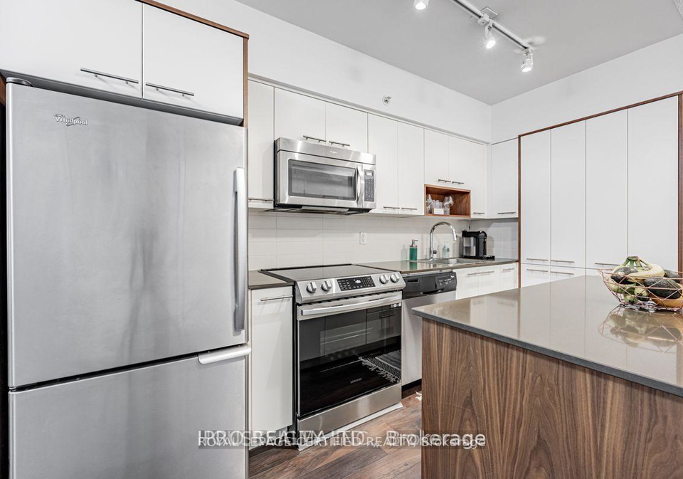 5-valhalla-inn-road-toronto-etobicoke-ontario-w13593436