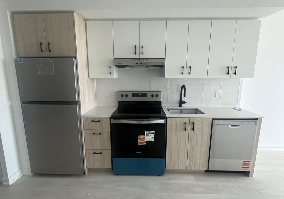 4878-powers-common-burlington-ontario-w13593490