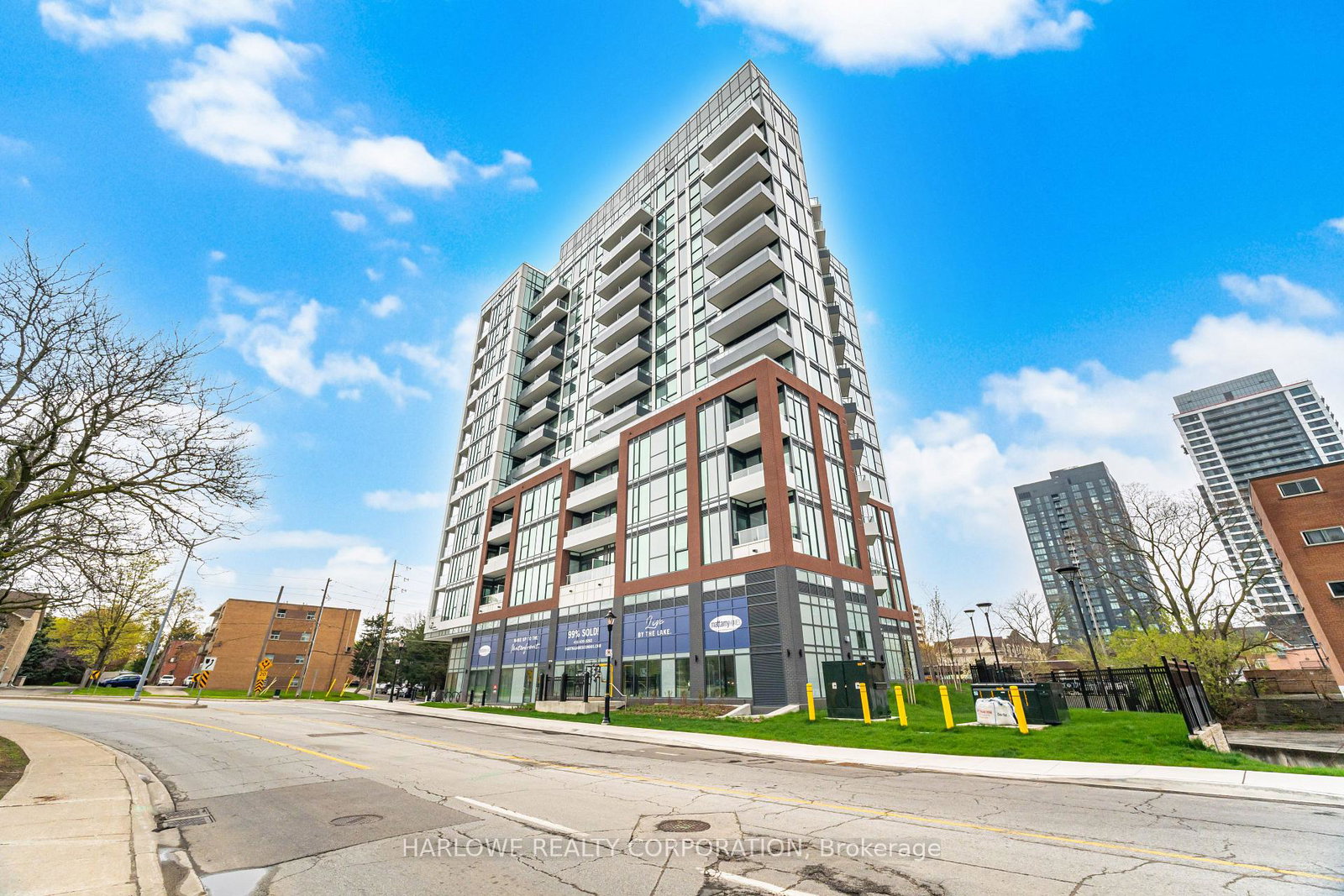 2088-james-street-burlington-ontario-w13593564