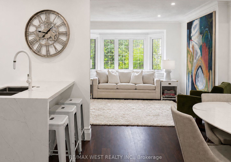 12-brentwood-road-s-toronto-etobicoke-ontario-w13593578
