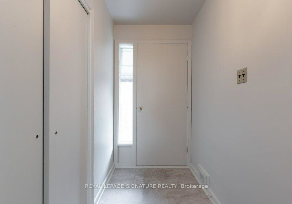 17-risdon-court-toronto-etobicoke-ontario-w13593782