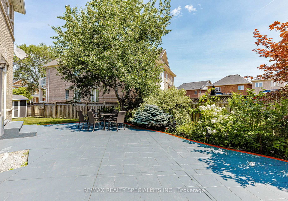 8-tovey-terrace-brampton-ontario-w13593868