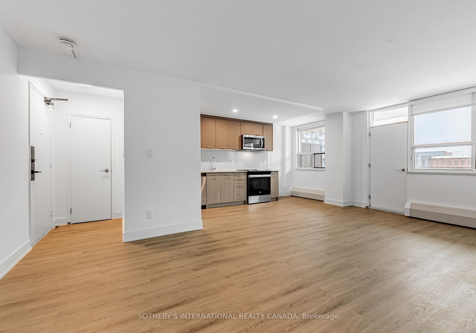 135-tyndall-avenue-toronto-toronto-ontario-w13593972