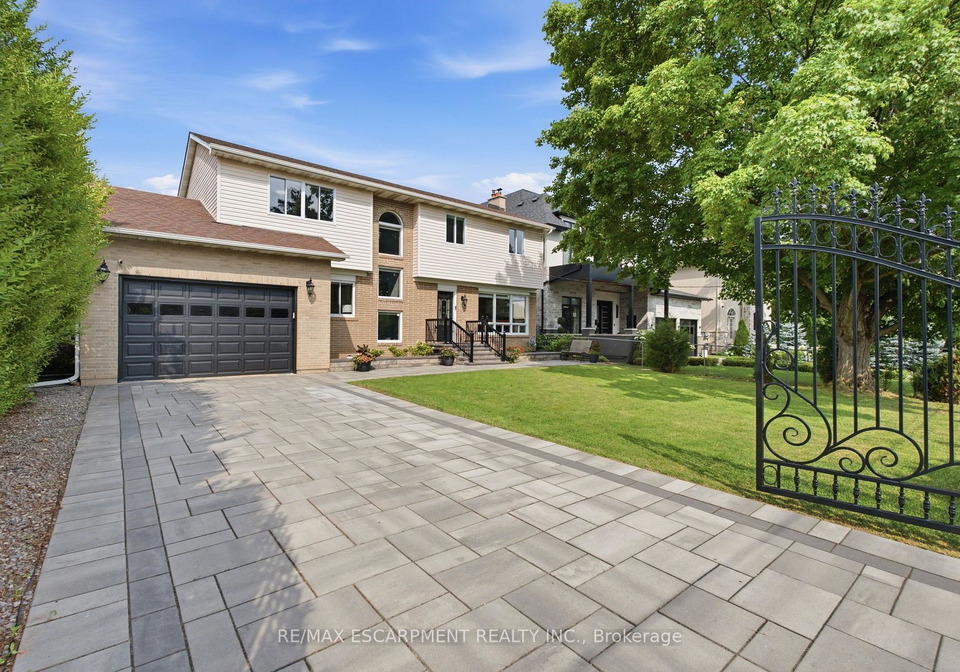 513-maplehurst-avenue-oakville-ontario-w13594110