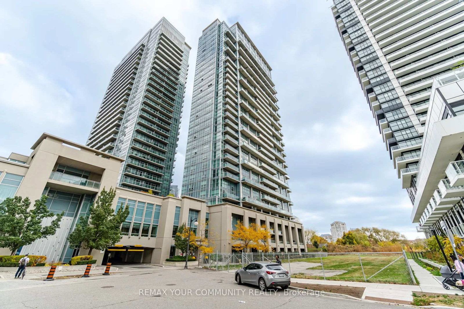 155-legion-road-toronto-etobicoke-ontario-w13594124