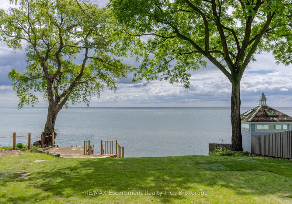 21-second-street-oakville-ontario-w13594134