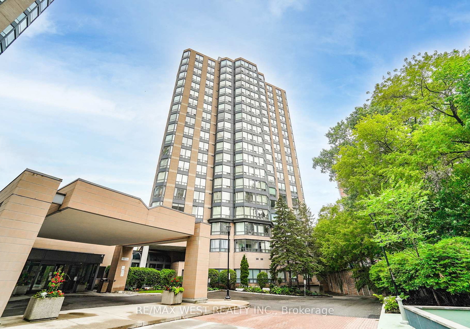 3-hickory-tree-road-toronto-north-york-ontario-w13594256