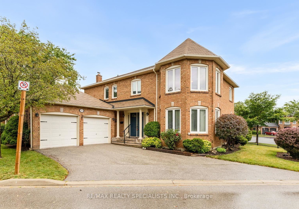 3251-trelawny-circle-mississauga-ontario-w13594258