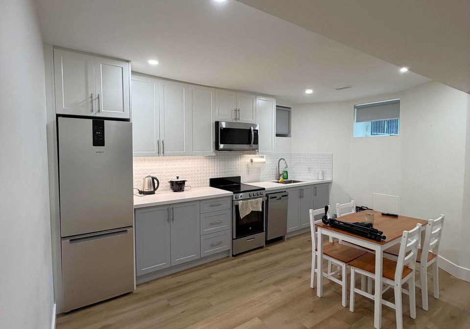1502-dufferin-street-toronto-toronto-ontario-w13594332