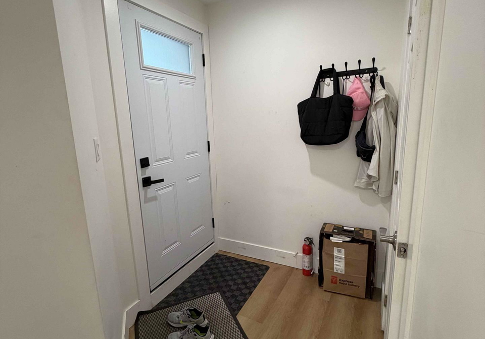 1502-dufferin-street-toronto-toronto-ontario-w13594332