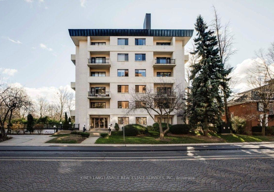370-lakeshore-road-e-oakville-ontario-w13594464