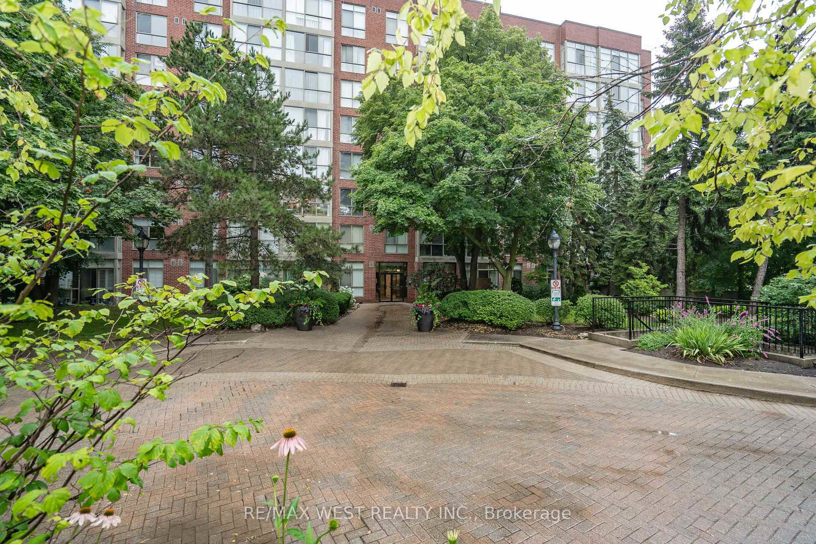 24-southport-street-toronto-toronto-ontario-w13594602