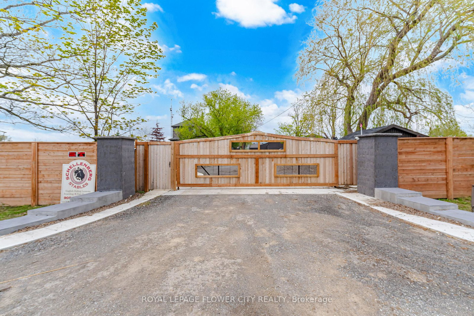 2483-burnhamthorpe-road-oakville-ontario-w13594854