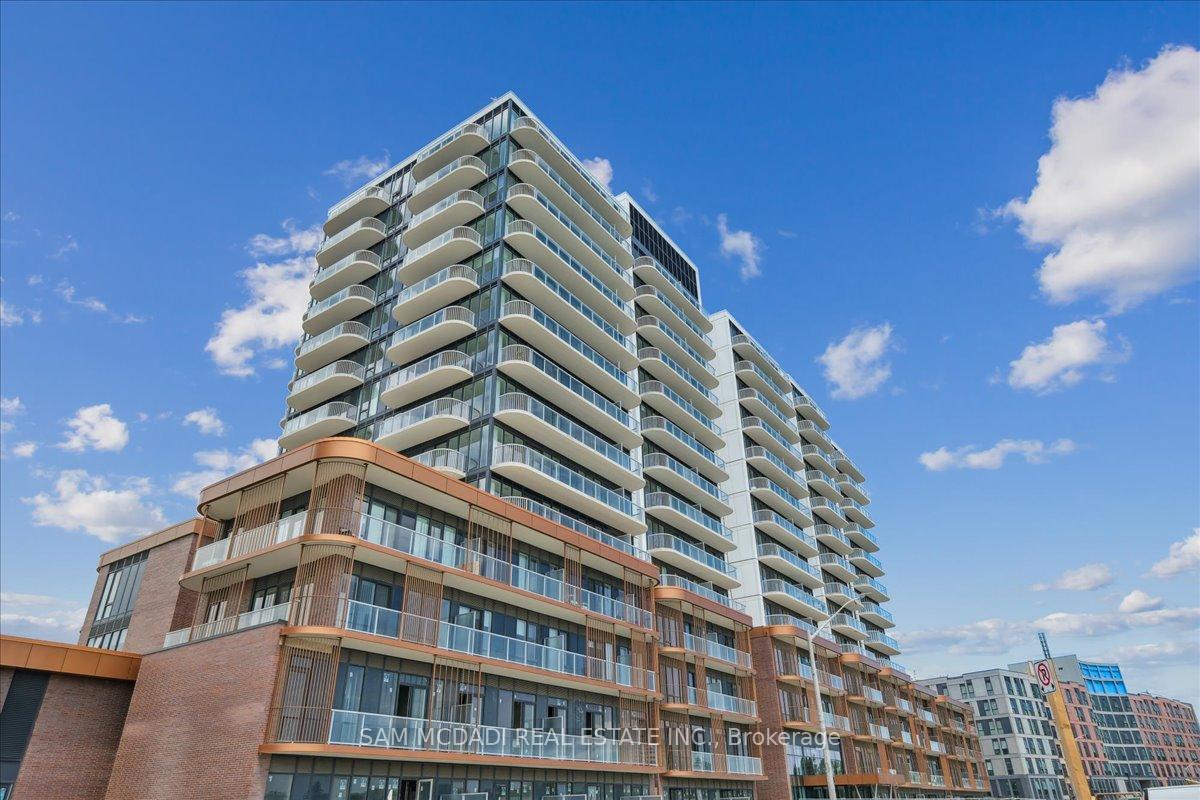 220-missinnihe-way-mississauga-ontario-w13594872
