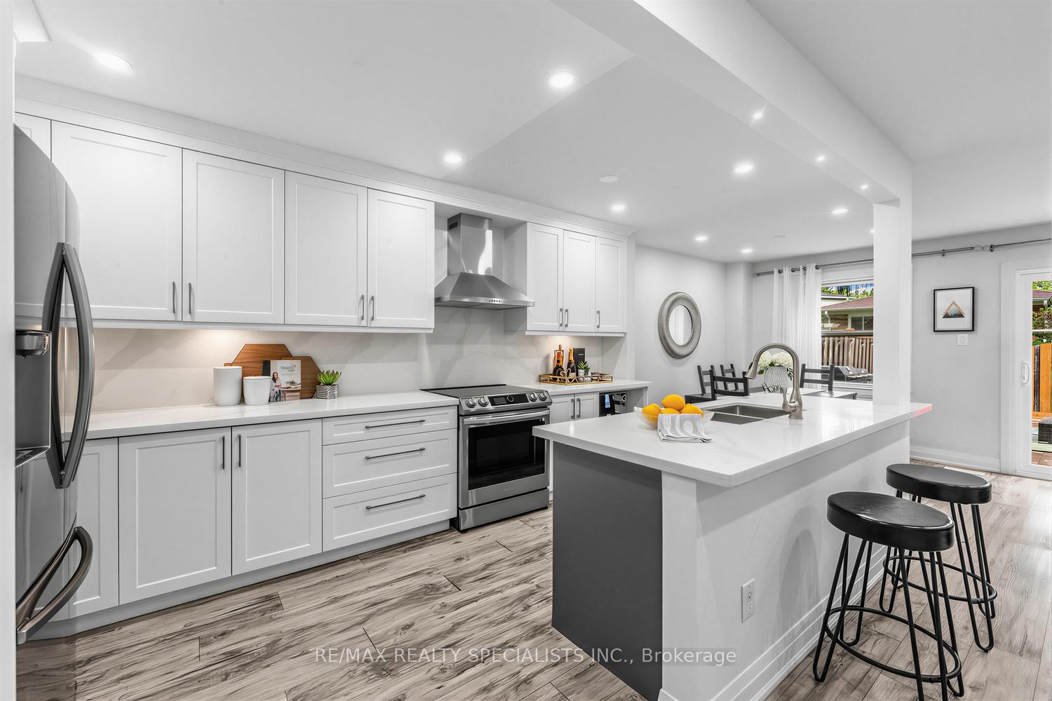 405-hyacinthe-boulevard-mississauga-ontario-w13595114