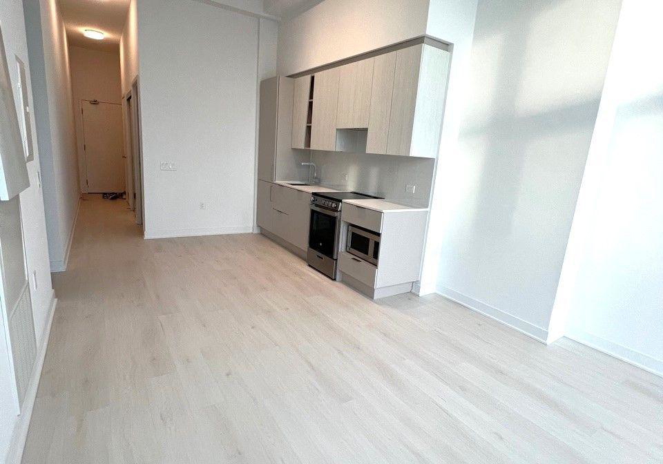 3900-confederation-parkway-mississauga-ontario-w13595146