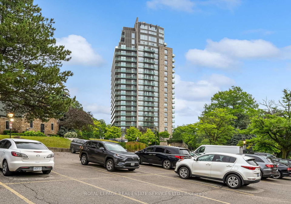 1665-the-collegeway-mississauga-ontario-w13595280