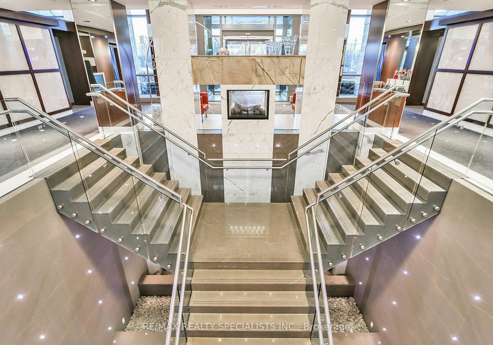 235-sherway-gardens-road-toronto-etobicoke-ontario-w13595390