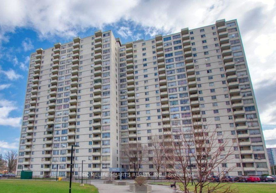 320-dixon-road-toronto-etobicoke-ontario-w13595522