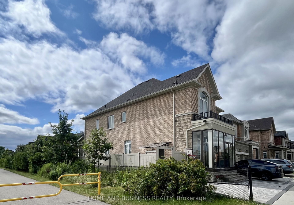 152-marvin-avenue-oakville-ontario-w13595622