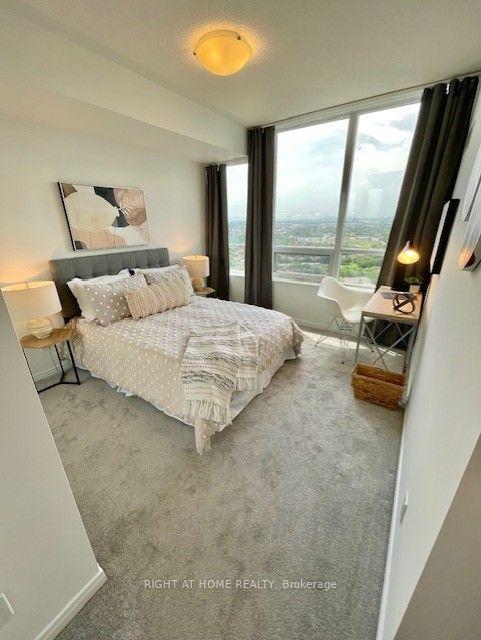 2240-lake-shore-boulevard-w-toronto-etobicoke-ontario-w13596086