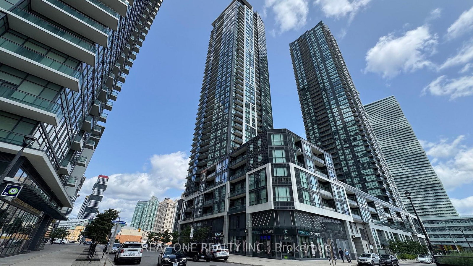 510-curran-place-mississauga-ontario-w13596122