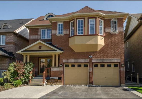 30-masters-green-crescent-brampton-ontario-w13596146